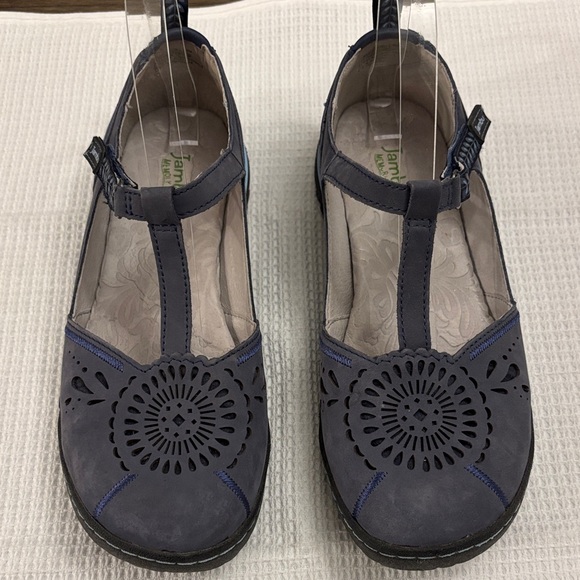 Jambu Women's Navy T-Strap Flats Size 8M - Picture 1 of 10